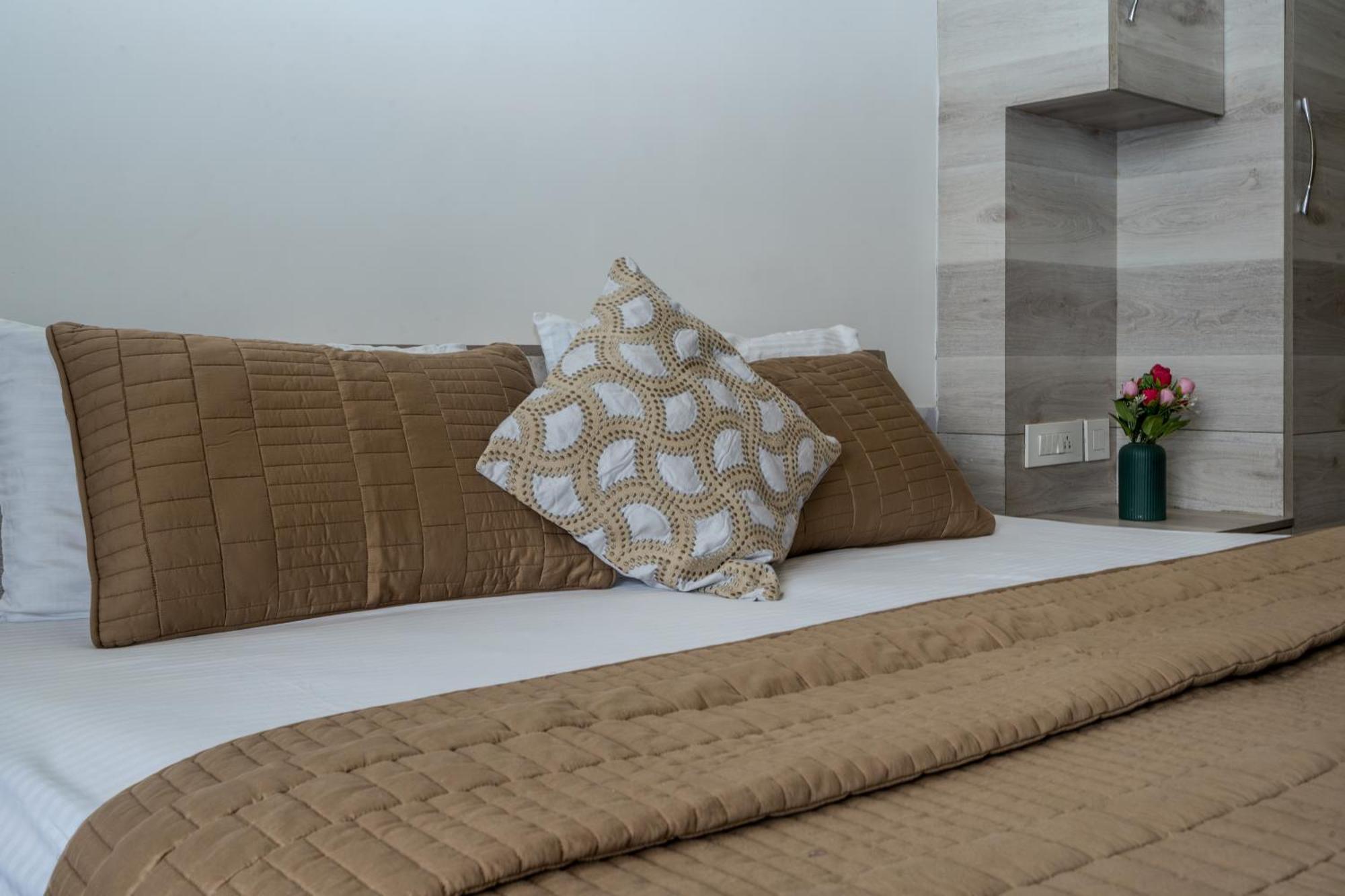 Stay Studio Hotel & Residences Gurgaon Eksteriør bilde