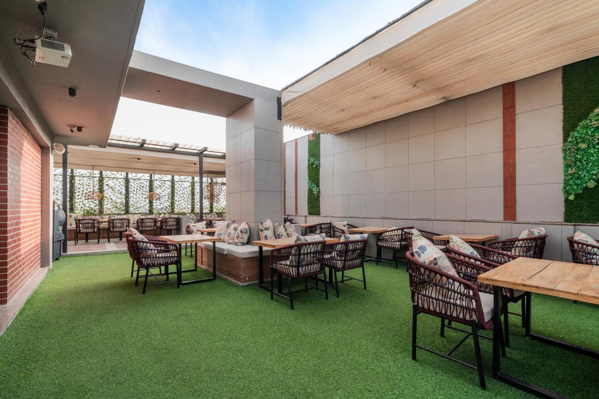 Stay Studio Hotel & Residences Gurgaon Eksteriør bilde